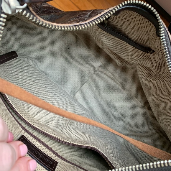 Dooney and bourke purse! - Picture 3 of 4